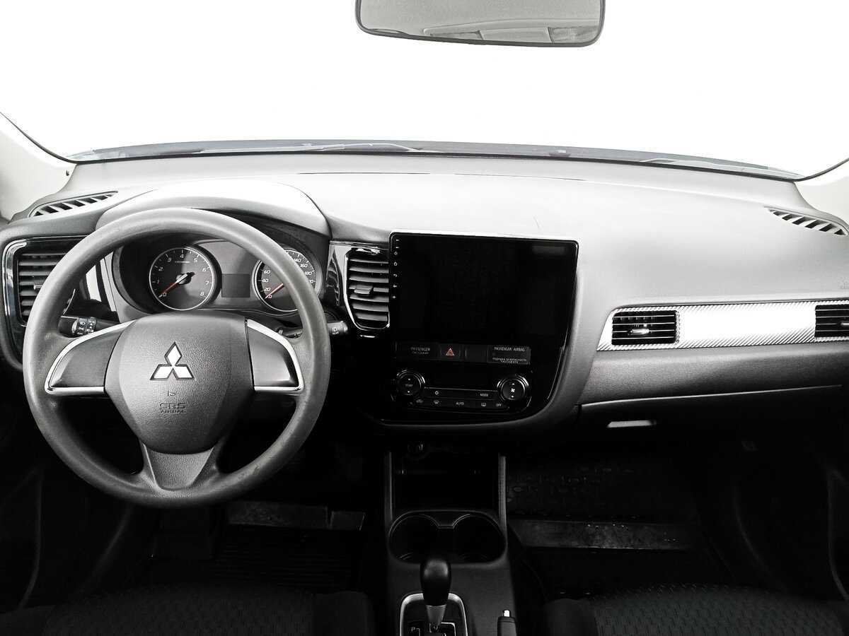 Mitsubishi Outlander с пробегом — 2014 год. Фото: #7