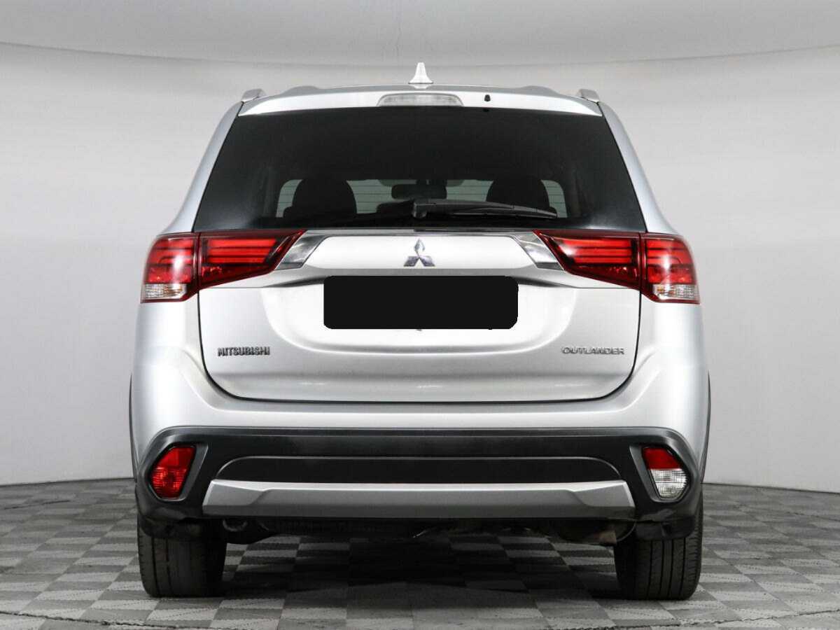 Mitsubishi Outlander с пробегом — 2017 год. Фото: #5
