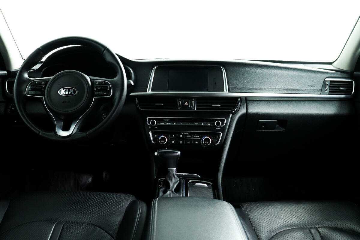 Kia Optima с пробегом — 2016 год. Фото: #10