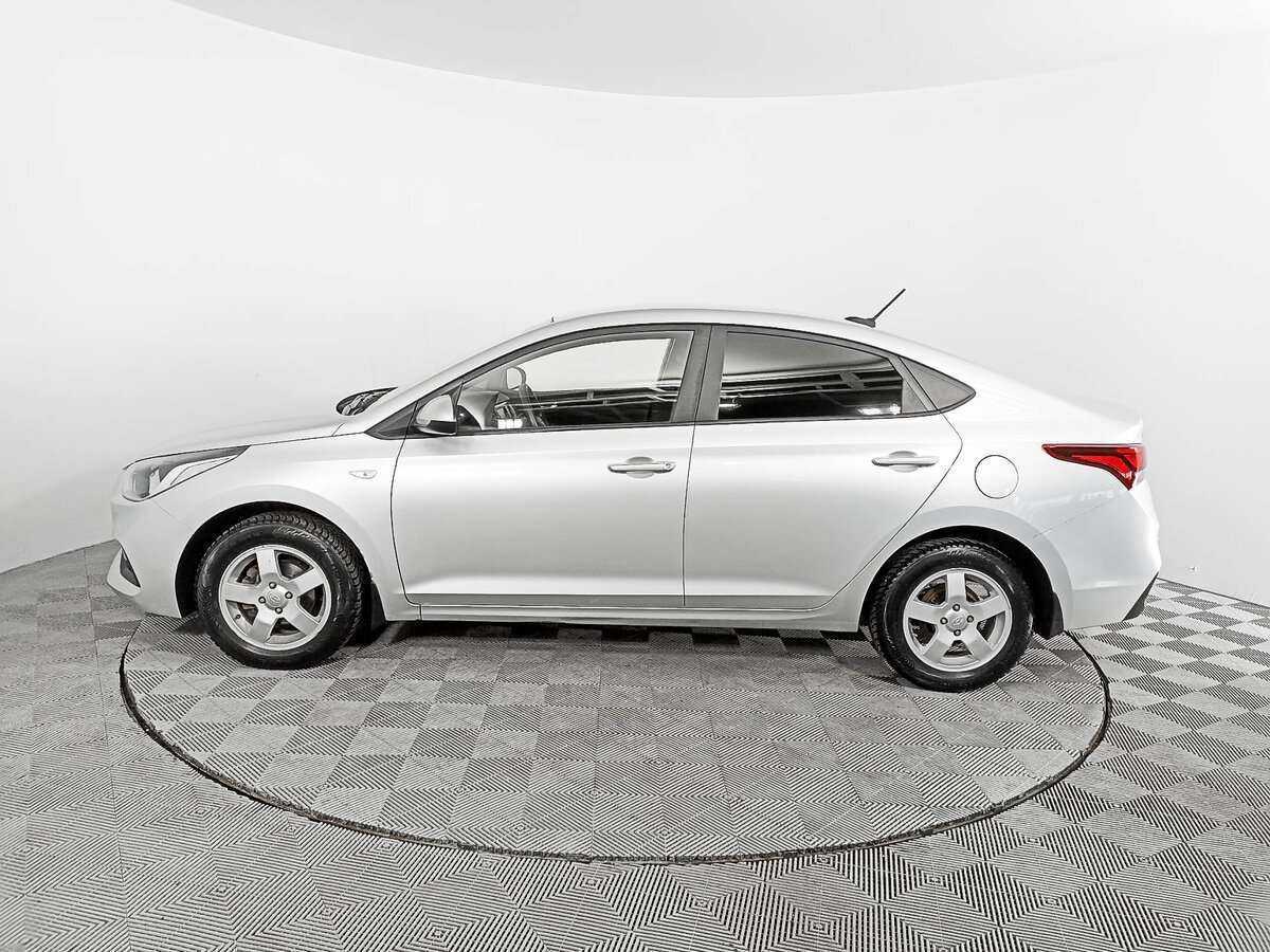 Hyundai Solaris с пробегом — 2017 год. Фото: #7