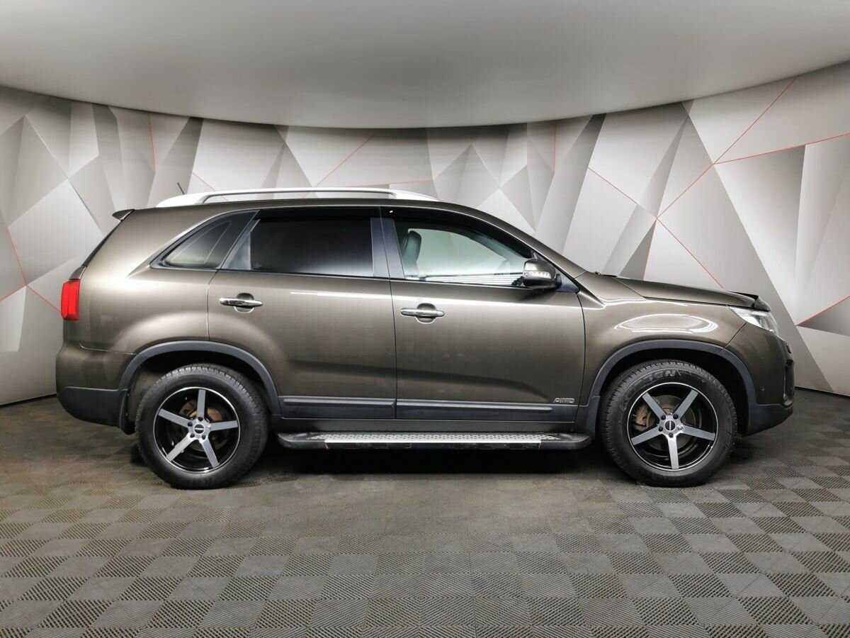 Kia Sorento с пробегом — 2014 год. Фото: #5
