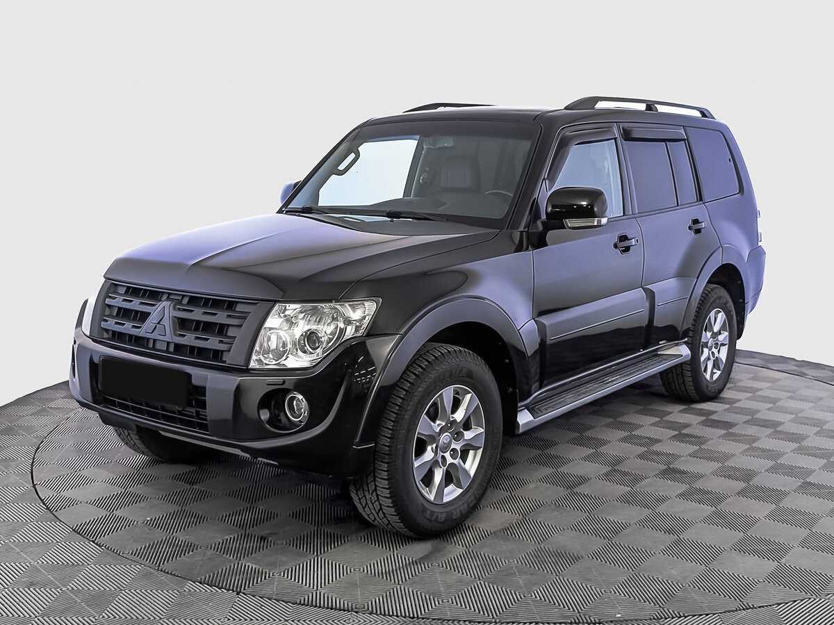 Mitsubishi Pajero с пробегом — 2013 год. Фото: #0