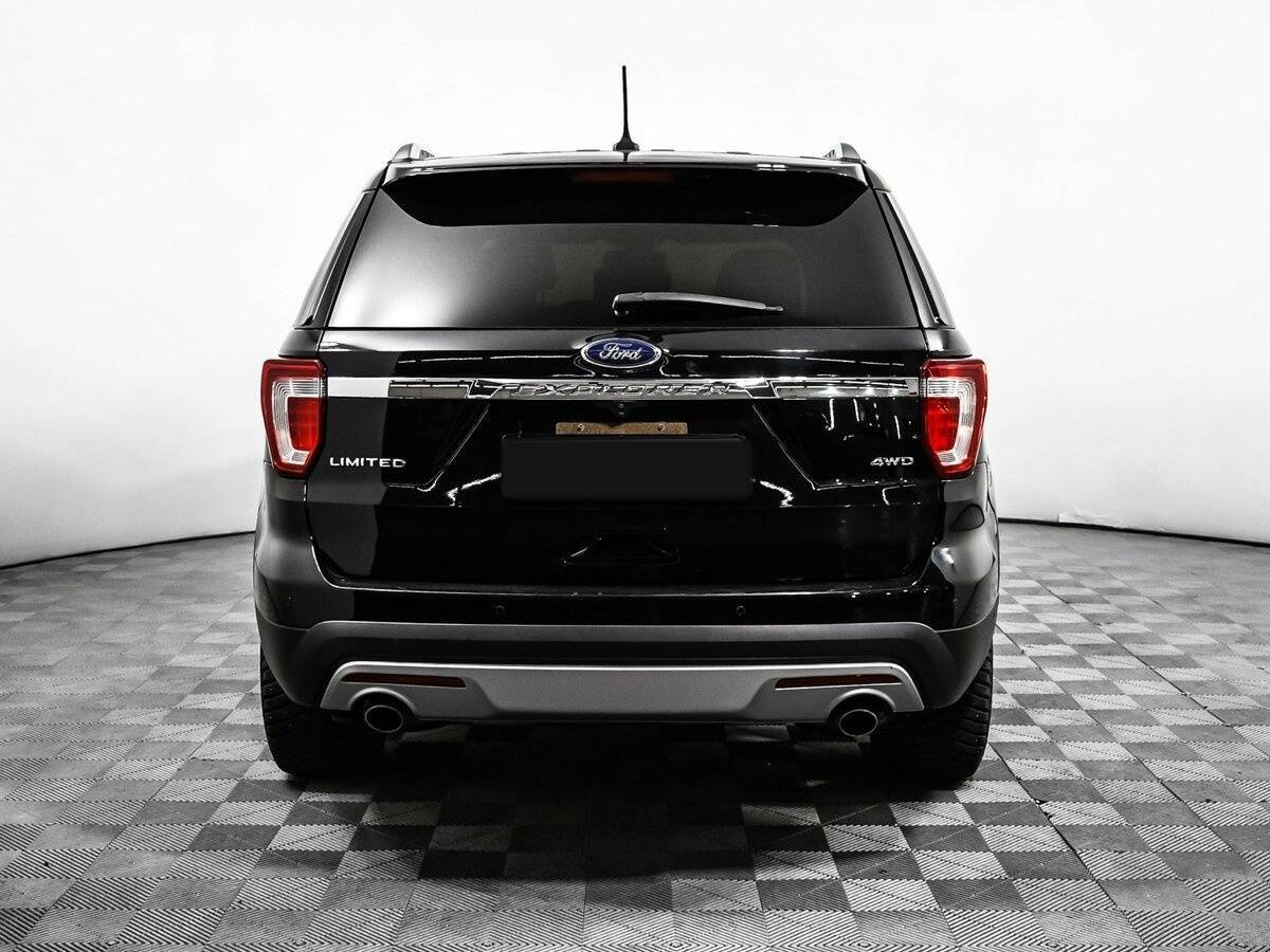 Ford Explorer с пробегом — 2017 год. Фото: #5