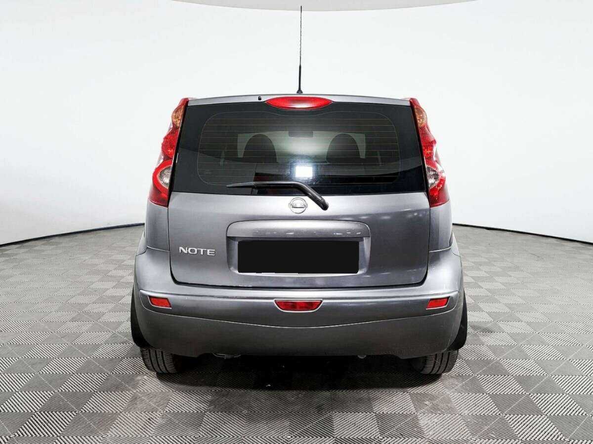 Nissan Note с пробегом — 2012 год. Фото: #5
