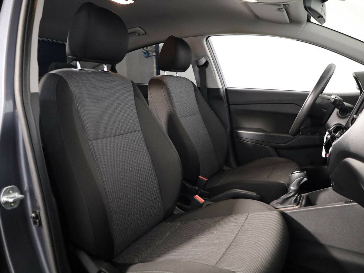 Hyundai Solaris с пробегом — 2021 год. Фото: #13