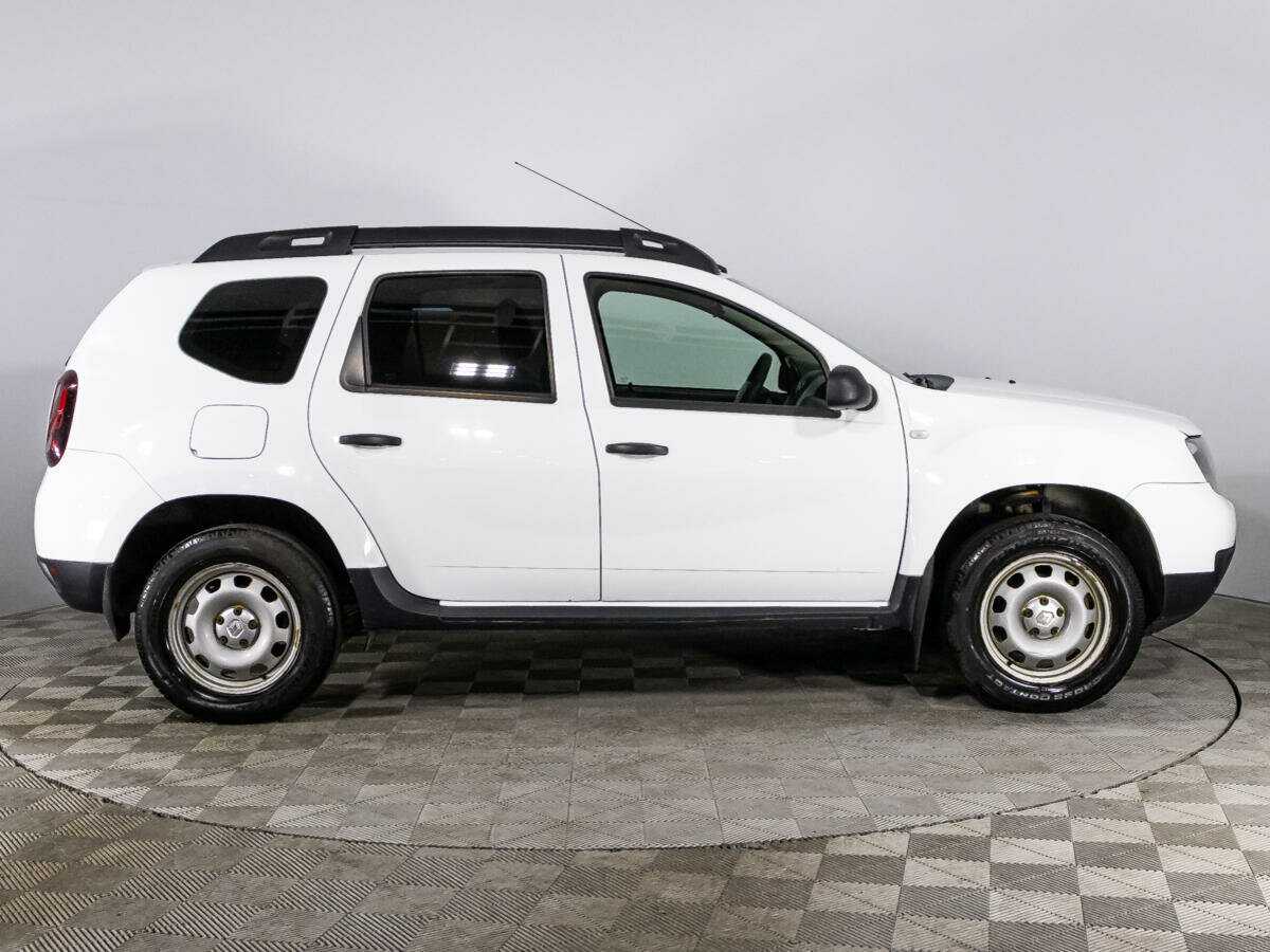 Renault Duster с пробегом — 2016 год. Фото: #3