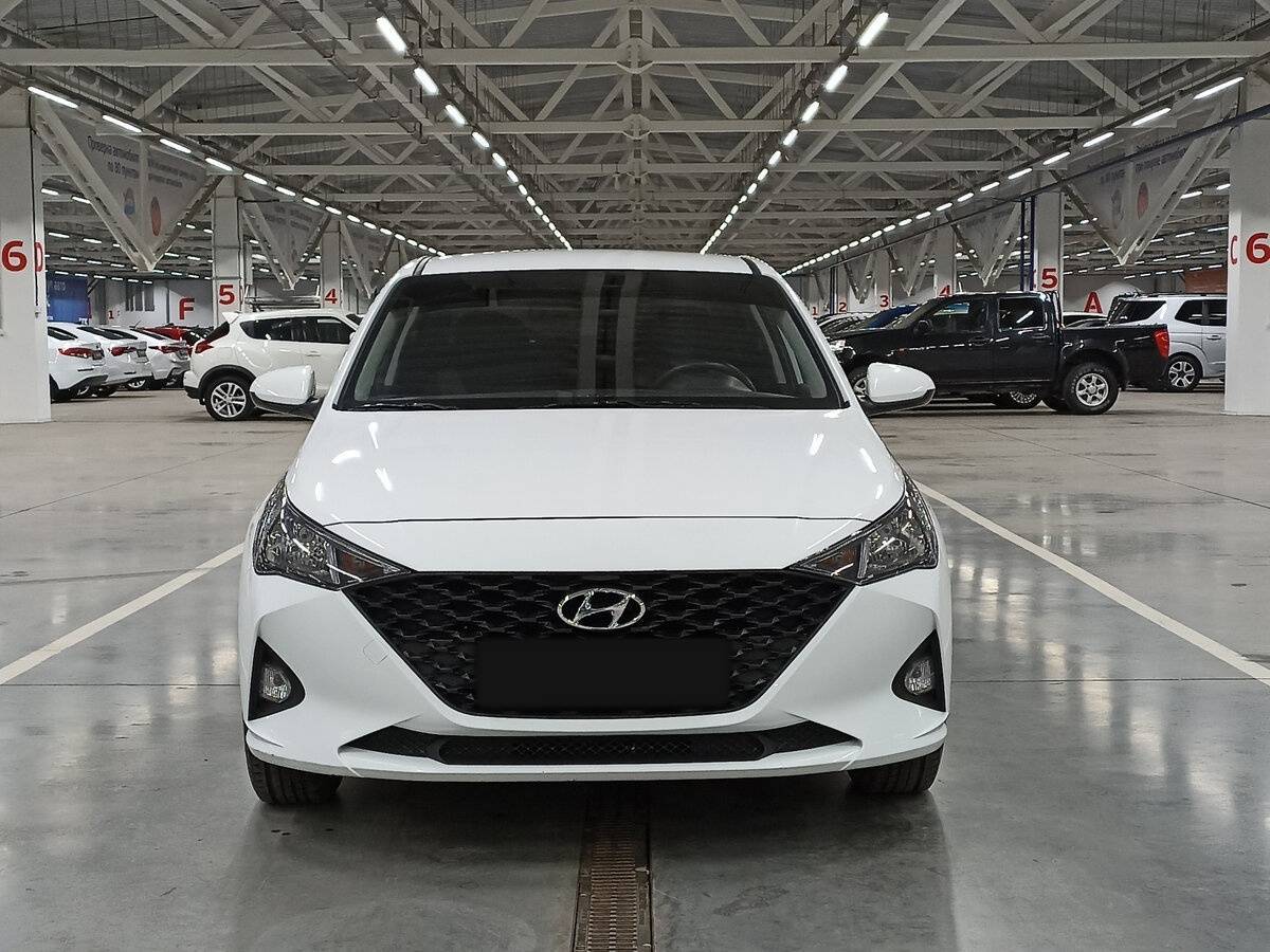 Hyundai Solaris с пробегом — 2021 год. Фото: #1