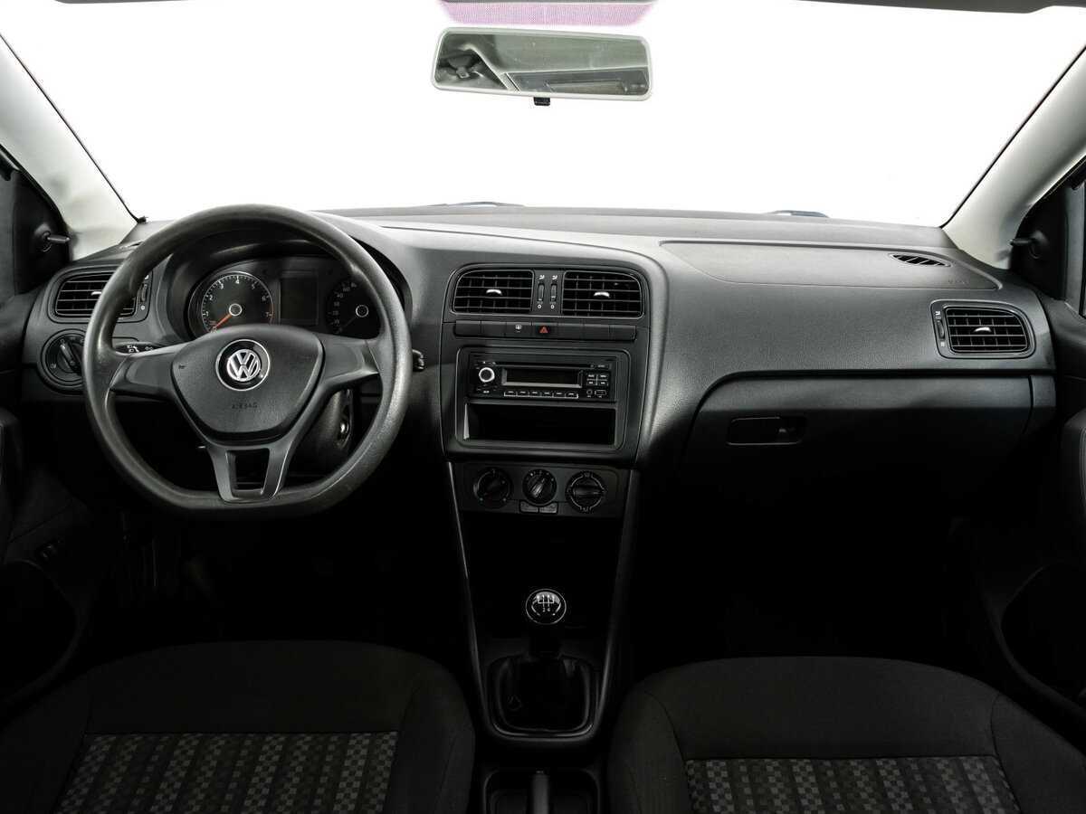Volkswagen Polo с пробегом — 2017 год. Фото: #7