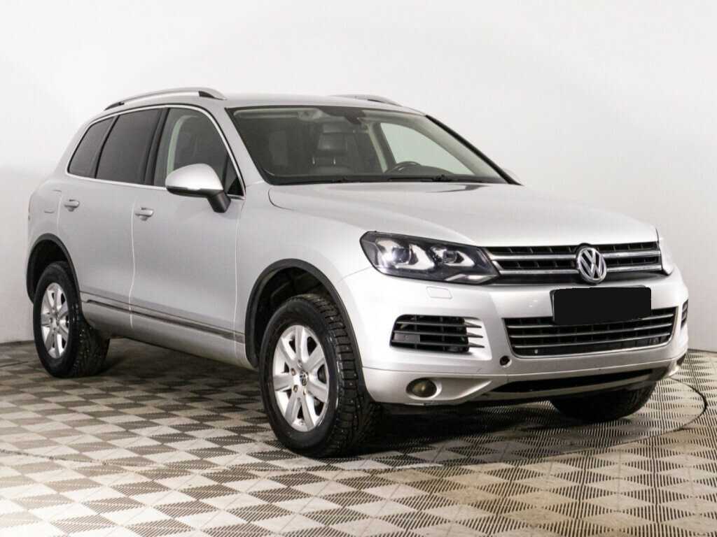 Volkswagen Touareg с пробегом — 2013 год. Фото: #2