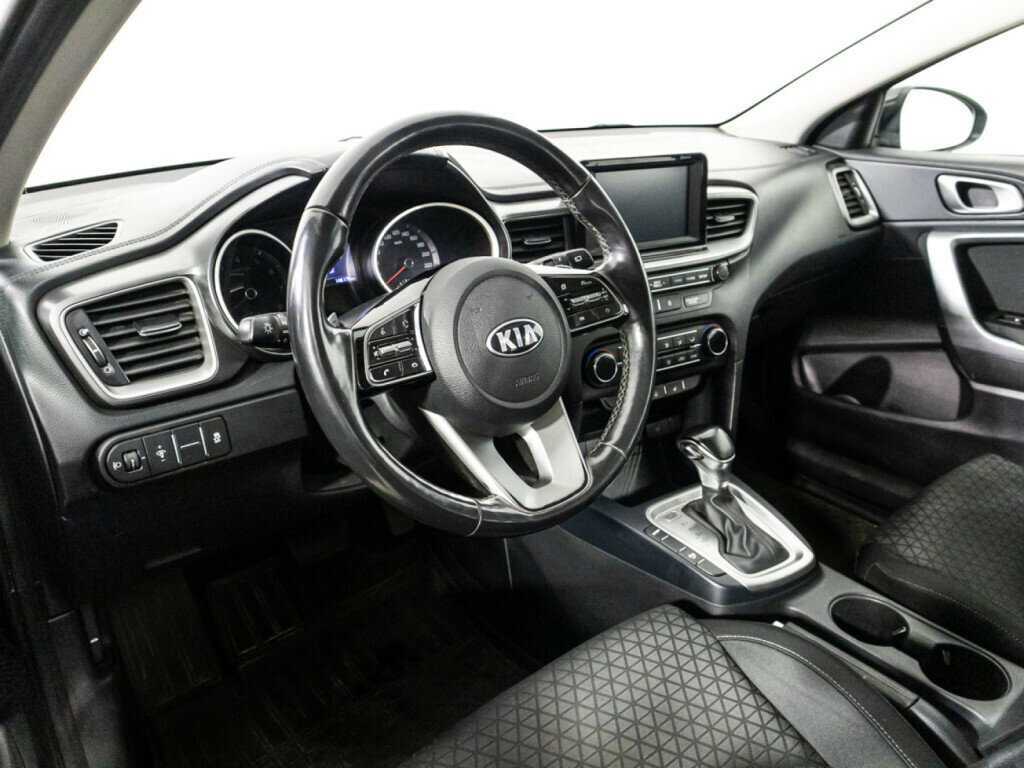 Kia Ceed с пробегом — 2019 год. Фото: #10