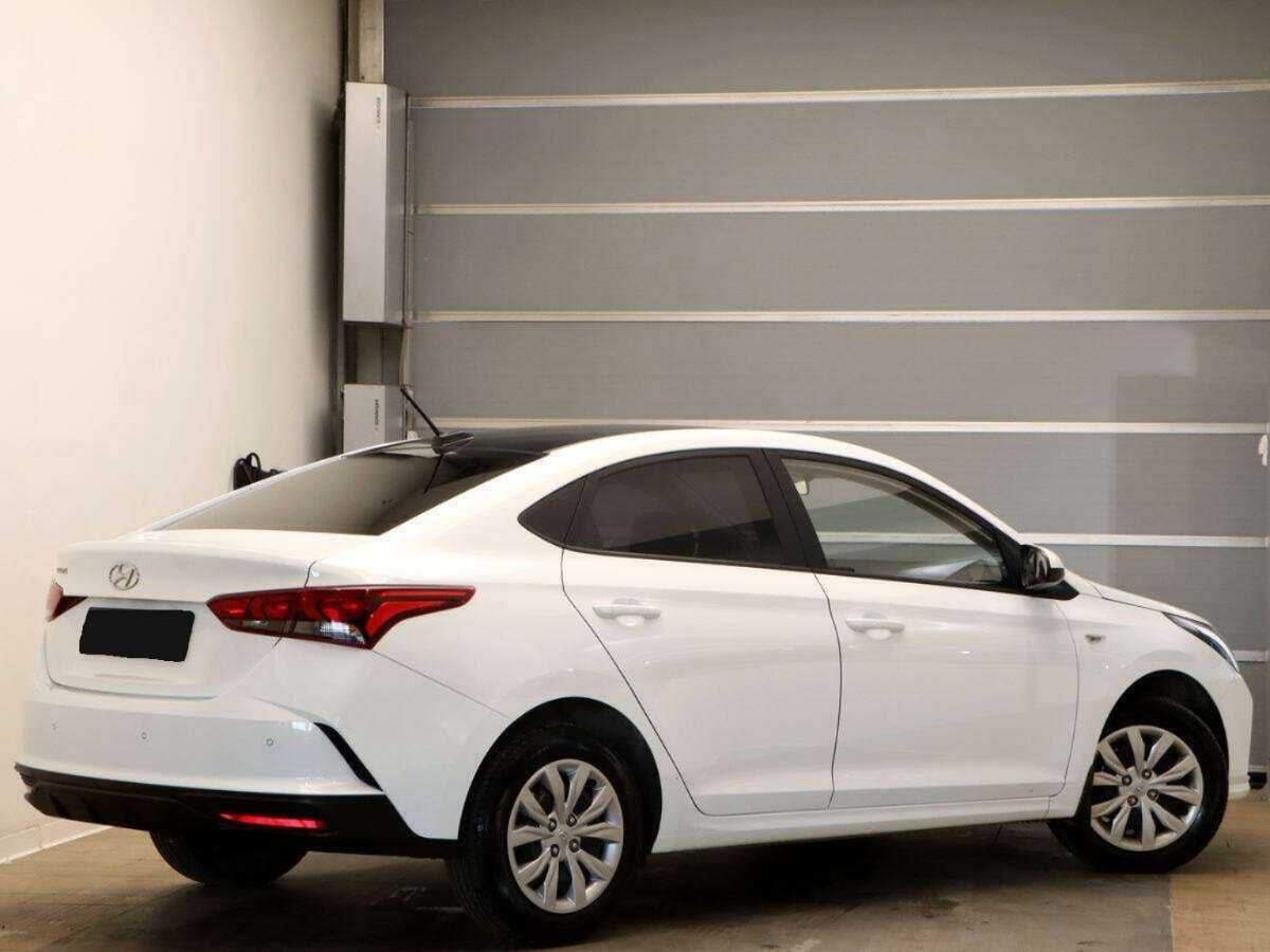Hyundai Solaris с пробегом — 2020 год. Фото: #3