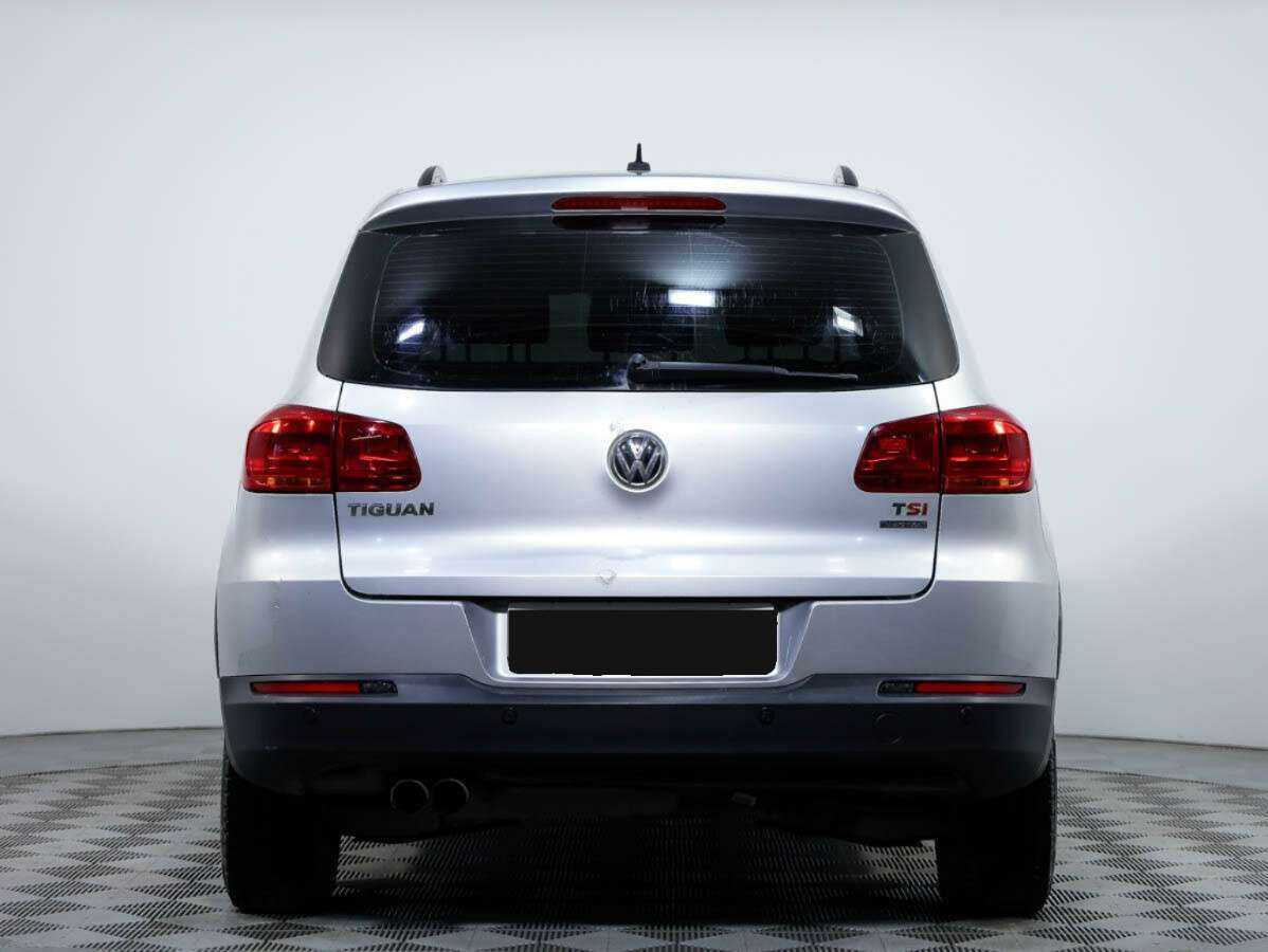 Volkswagen Tiguan с пробегом — 2012 год. Фото: #4