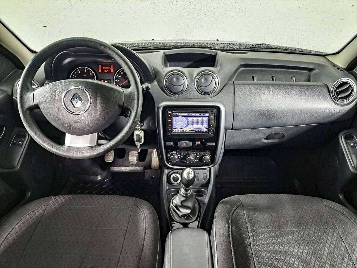 Renault Duster с пробегом — 2012 год. Фото: #11