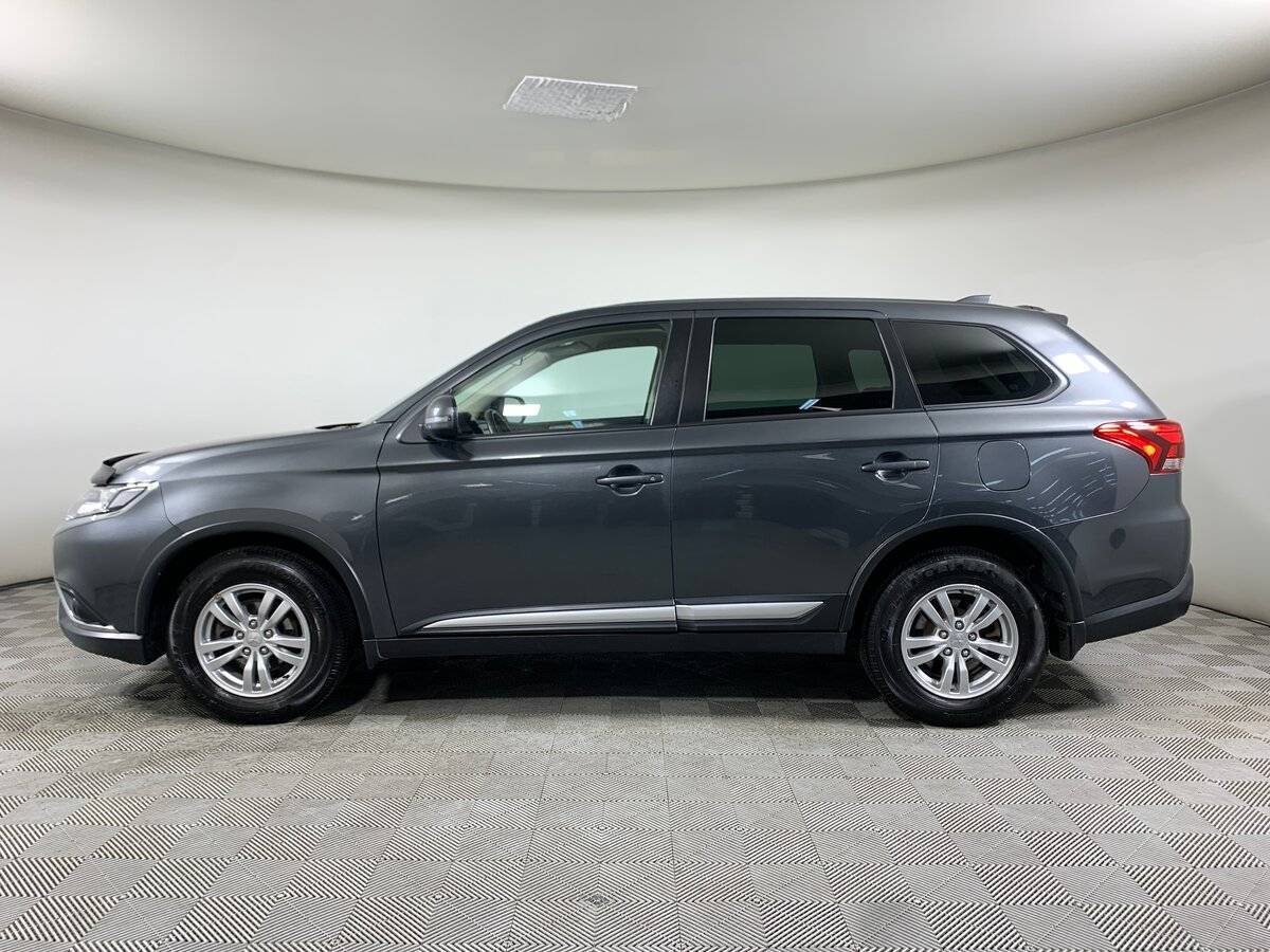 Mitsubishi Outlander с пробегом — 2019 год. Фото: #7
