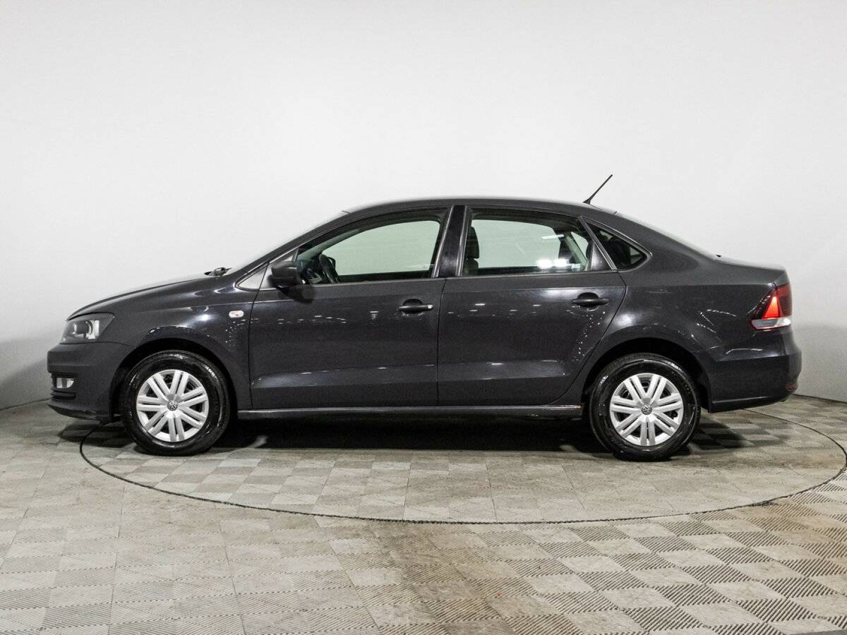 Volkswagen Polo с пробегом — 2016 год. Фото: #7