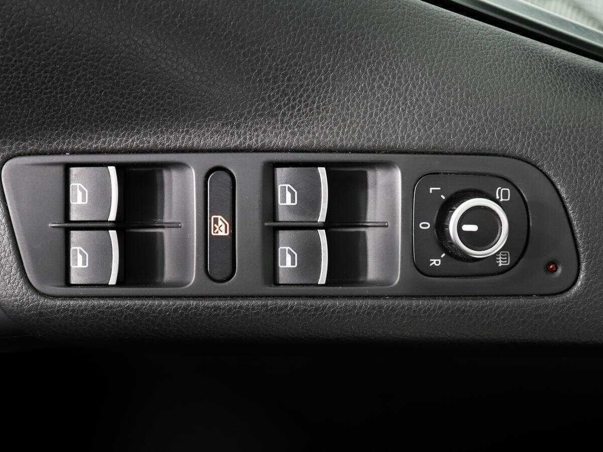Volkswagen Tiguan с пробегом — 2012 год. Фото: #13