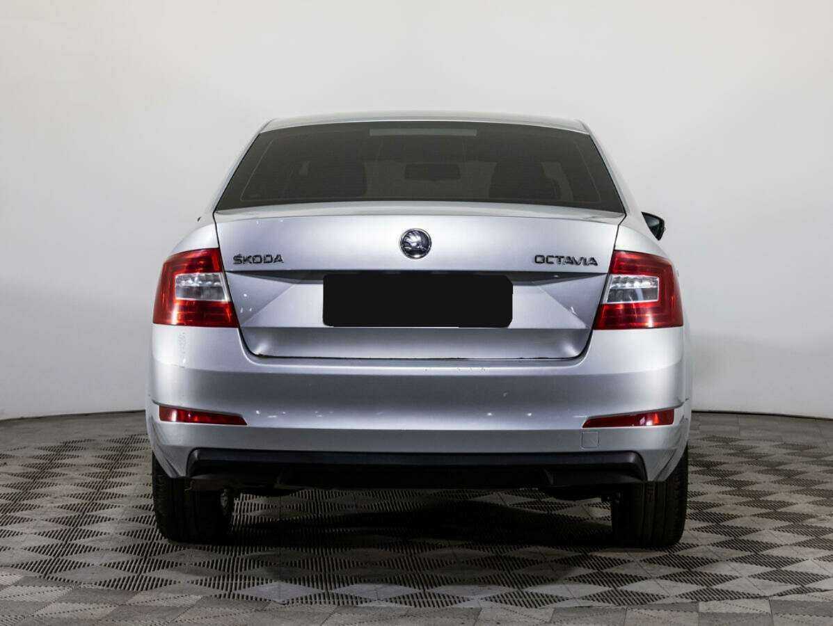 Skoda Octavia с пробегом — 2015 год. Фото: #5
