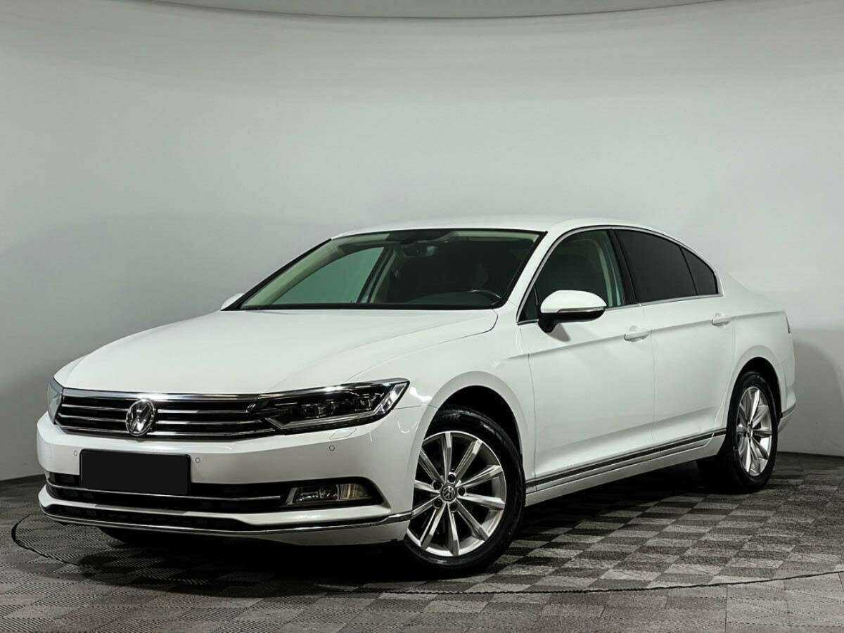 Volkswagen Passat с пробегом — 2017 год. Фото: #0