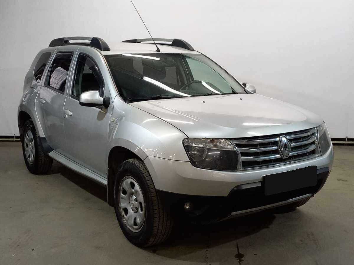 Renault Duster с пробегом — 2012 год. Фото: #2