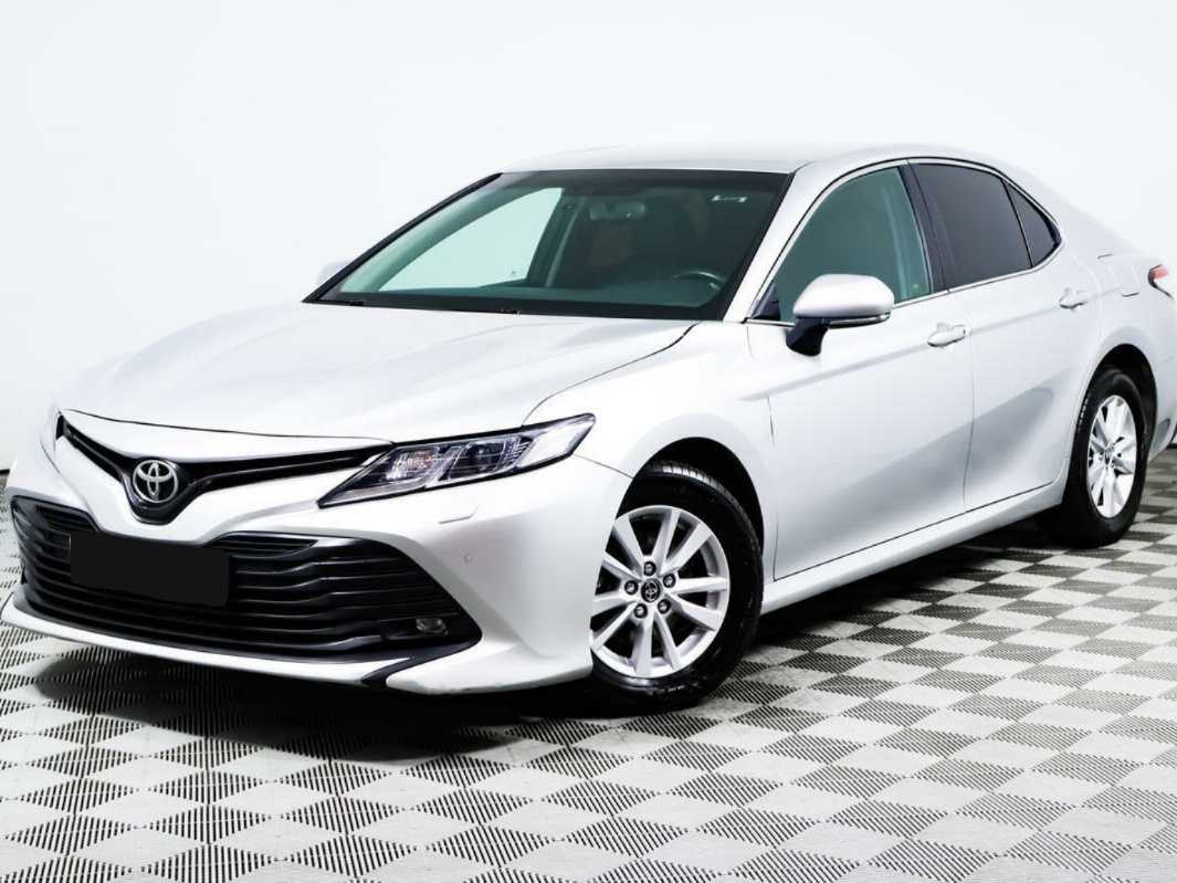 Toyota Camry с пробегом — 2018 год. Фото: #0