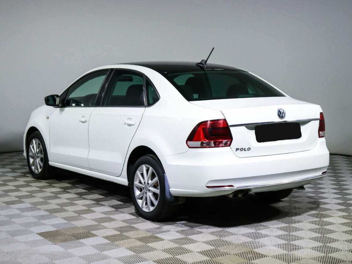Volkswagen Polo с пробегом — 2017 год. Фото: #5