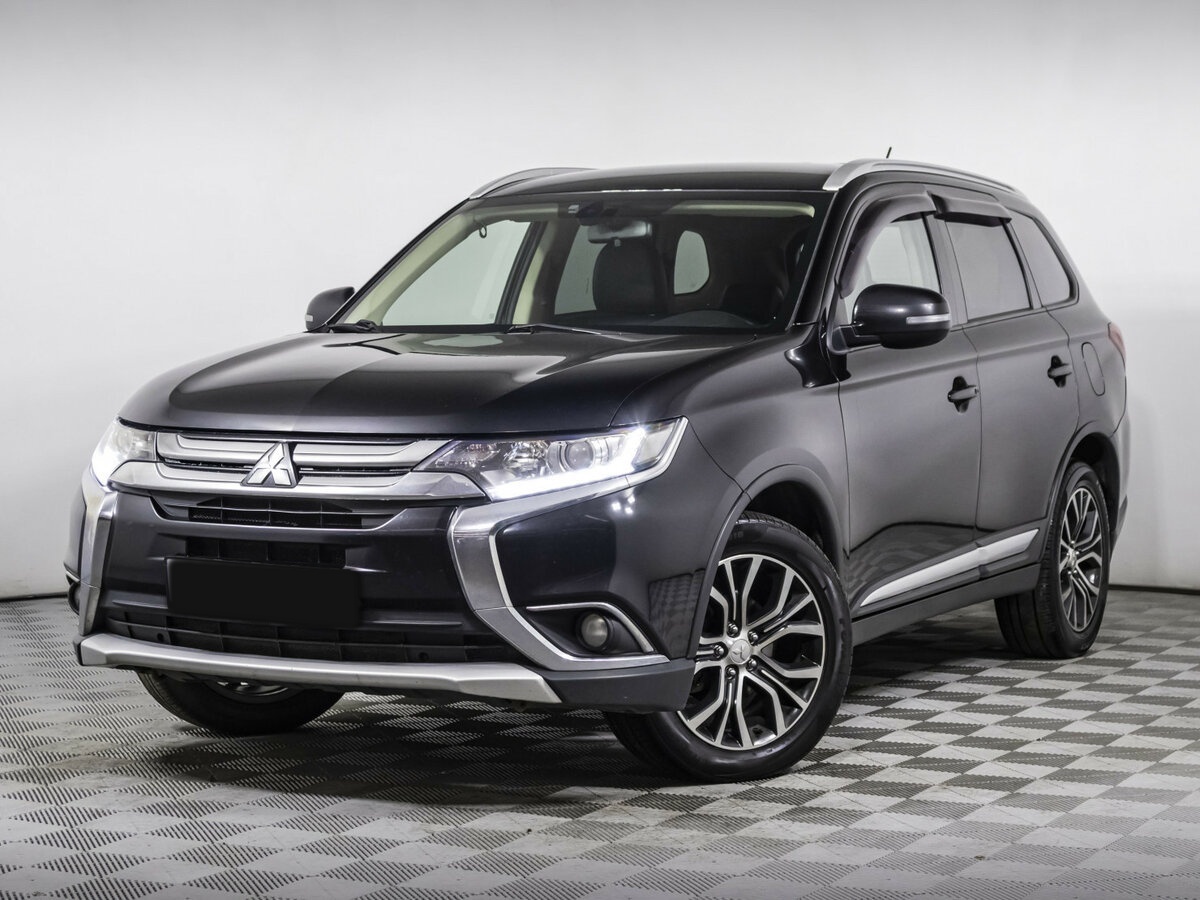 Mitsubishi Outlander с пробегом — 2015 год. Посмотреть фото