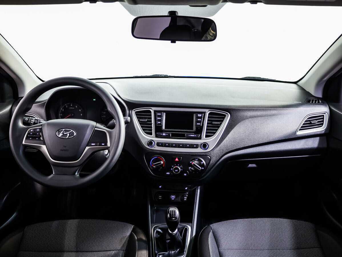 Hyundai Solaris с пробегом — 2019 год. Фото: #8