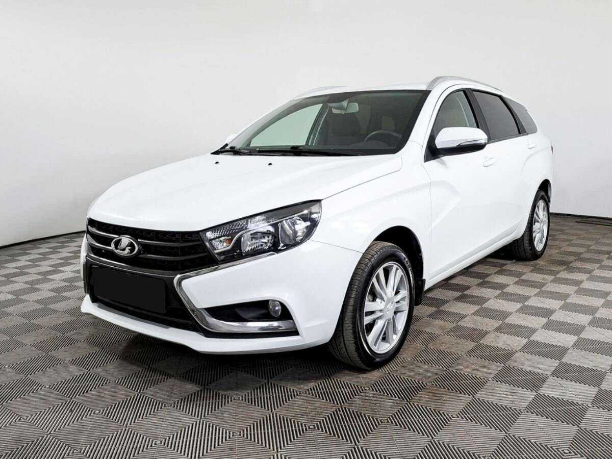 Lada (ВАЗ) Vesta с пробегом — 2018 год. Посмотреть фото