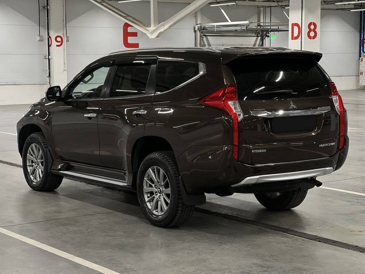 Mitsubishi Pajero Sport с пробегом — 2018 год. Фото: #6