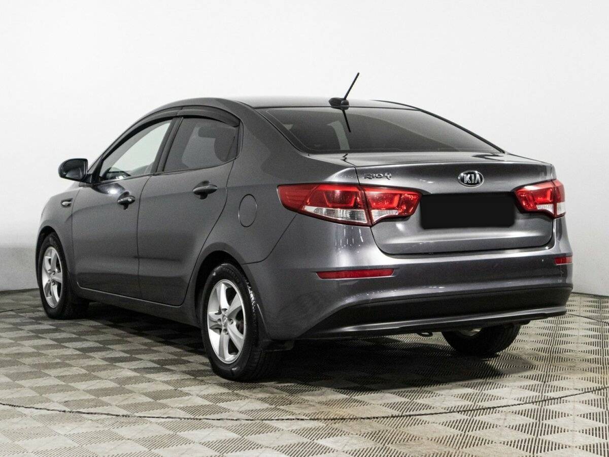 Kia Rio с пробегом — 2017 год. Фото: #6
