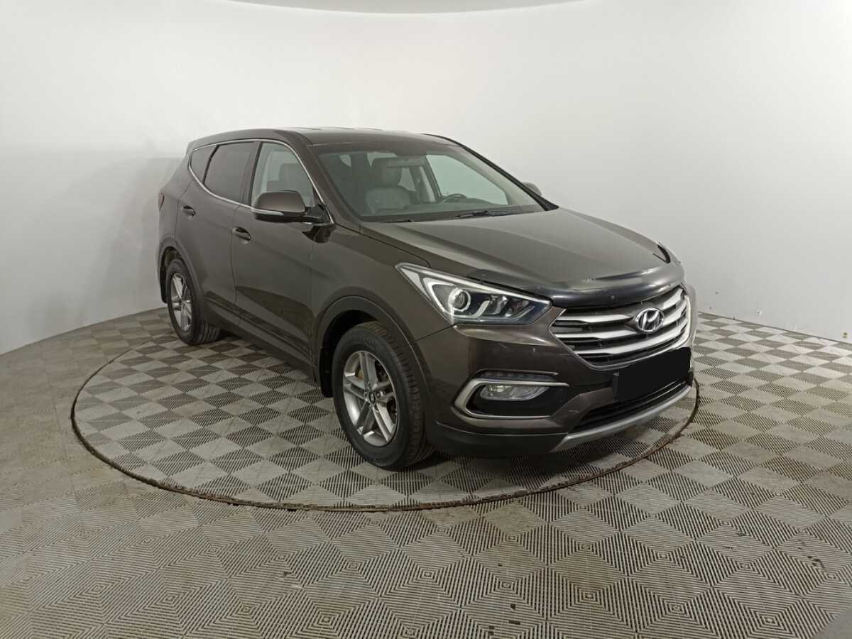 Hyundai Santa Fe с пробегом — 2017 год. Фото: #2