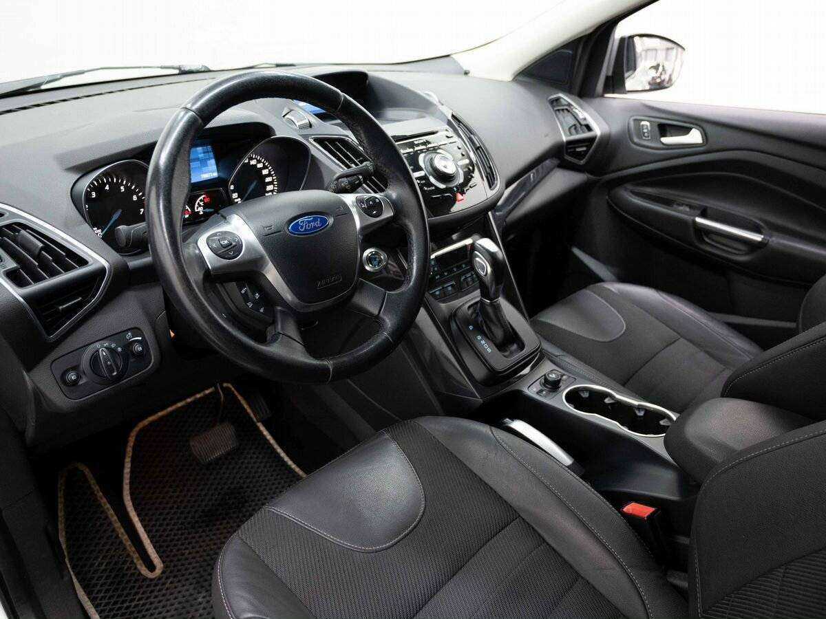 Ford Kuga с пробегом — 2014 год. Фото: #6