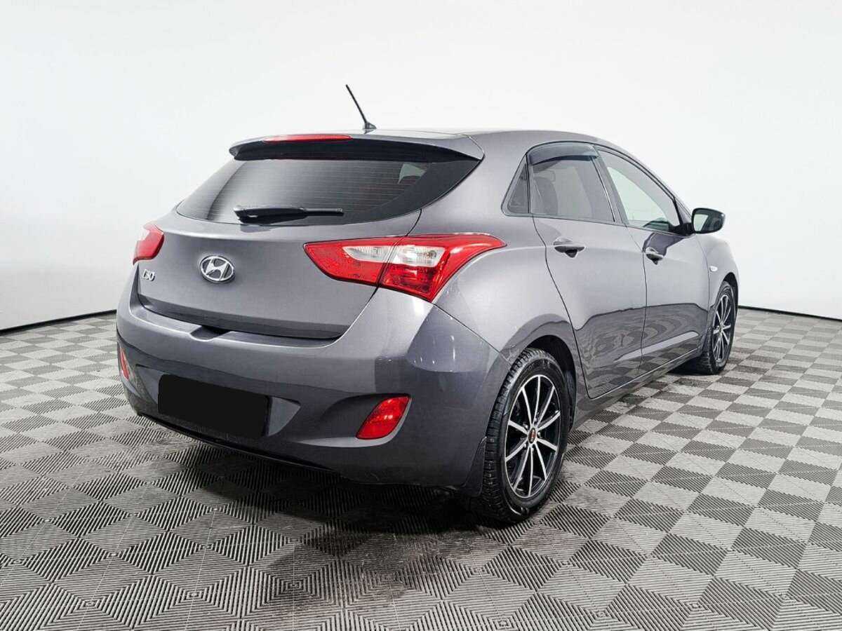 Hyundai i30 с пробегом — 2016 год. Фото: #3