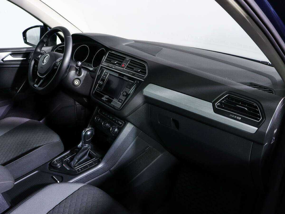 Volkswagen Tiguan с пробегом — 2017 год. Фото: #6