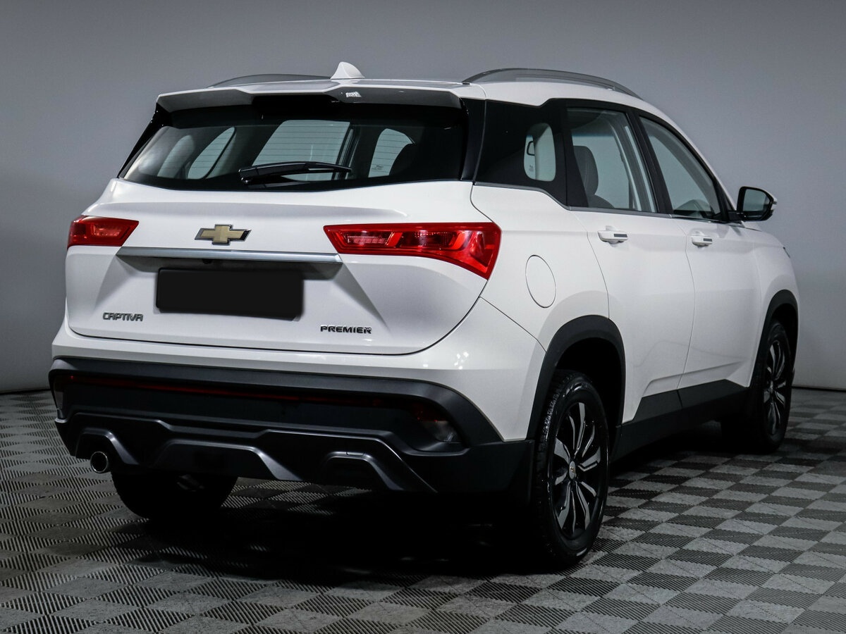 Chevrolet Captiva с пробегом — 2021 год. Фото: #4