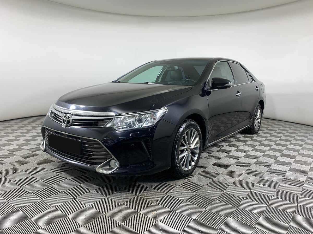 Toyota Camry с пробегом — 2016 год. Посмотреть фото