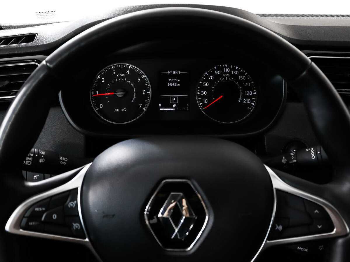 Renault Arkana с пробегом — 2019 год. Фото: #17