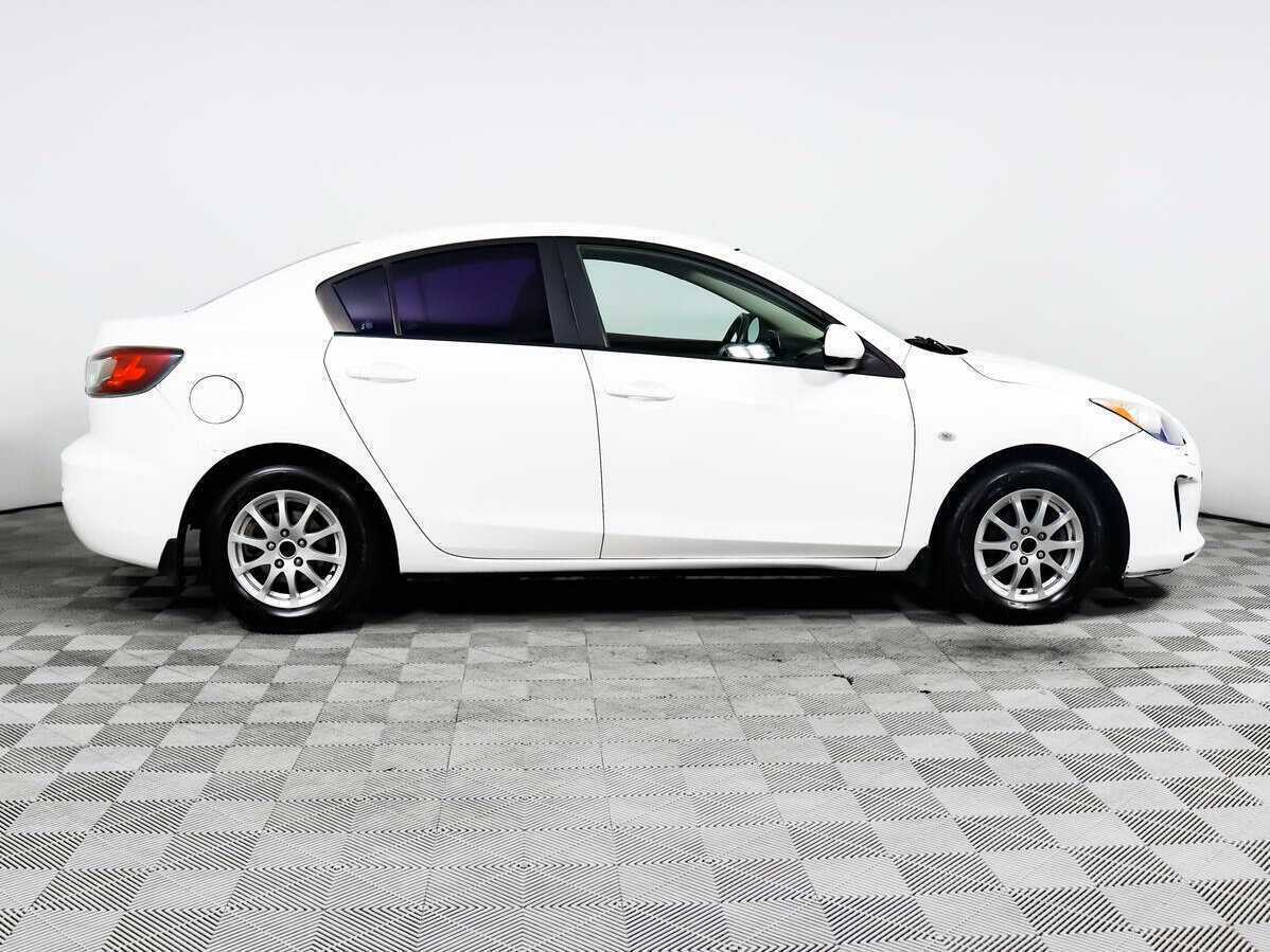 Mazda 3 с пробегом — 2012 год. Фото: #3