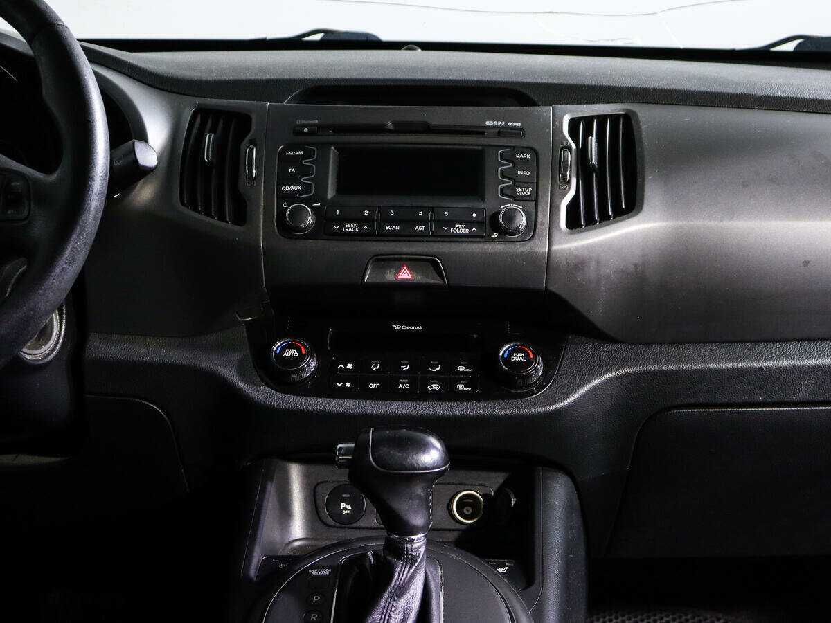 Kia Sportage с пробегом — 2012 год. Фото: #9