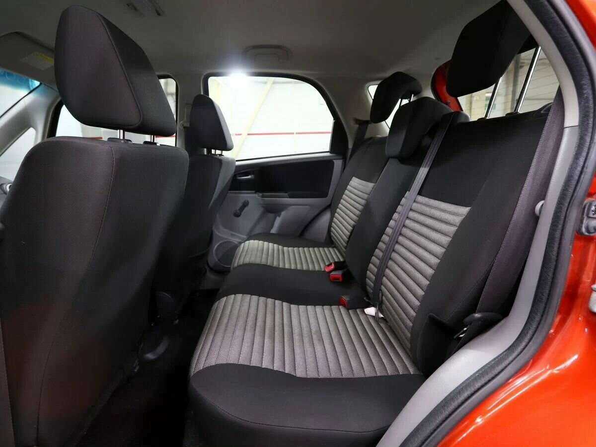 Suzuki SX4 с пробегом — 2013 год. Фото: #21