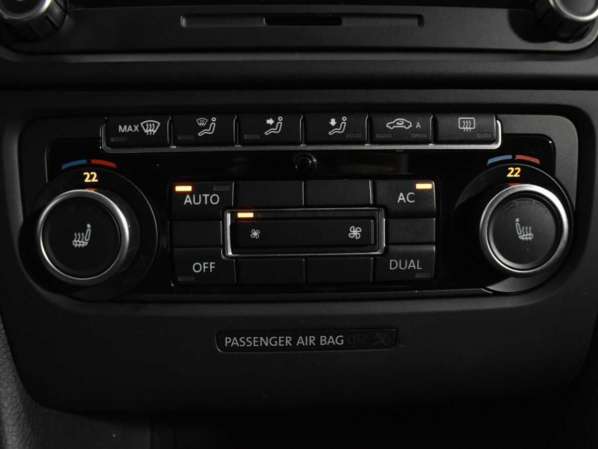 Volkswagen Golf с пробегом — 2012 год. Фото: #15