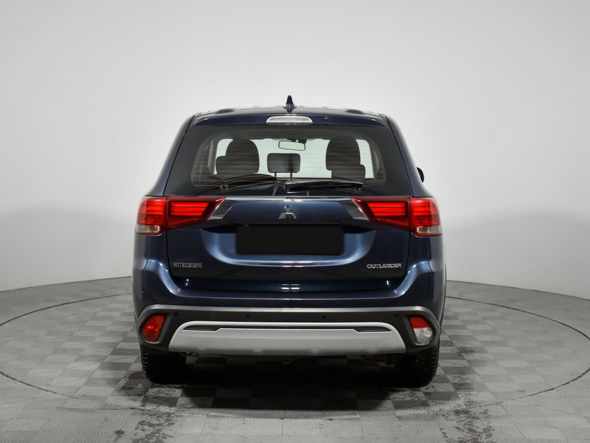 Mitsubishi Outlander с пробегом — 2019 год. Фото: #5