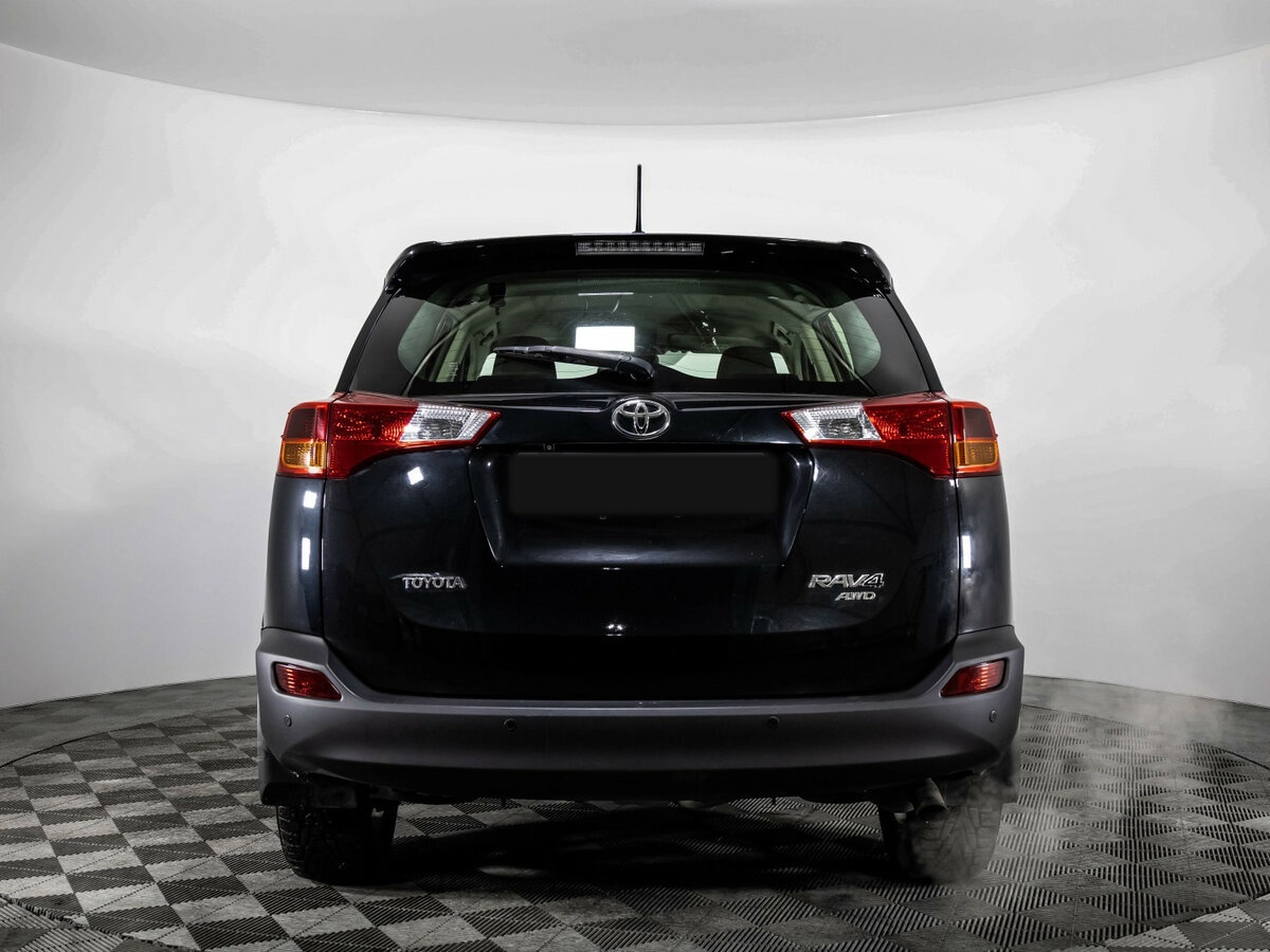 Toyota RAV4 с пробегом — 2013 год. Фото: #5