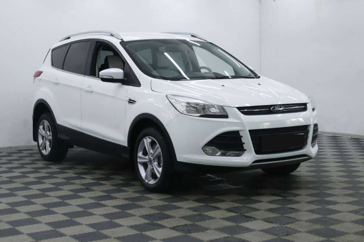Ford Kuga с пробегом — 2016 год. Фото: #2