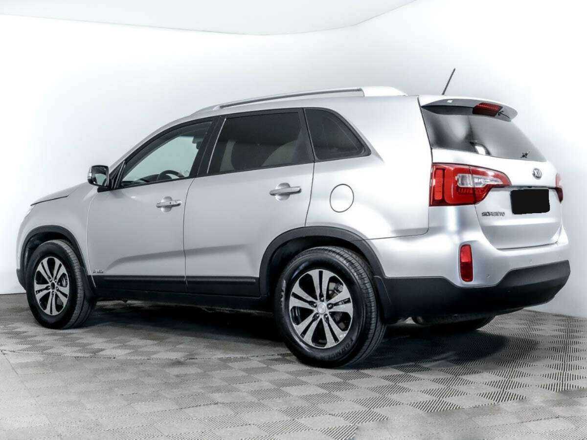 Kia Sorento с пробегом — 2014 год. Фото: #5
