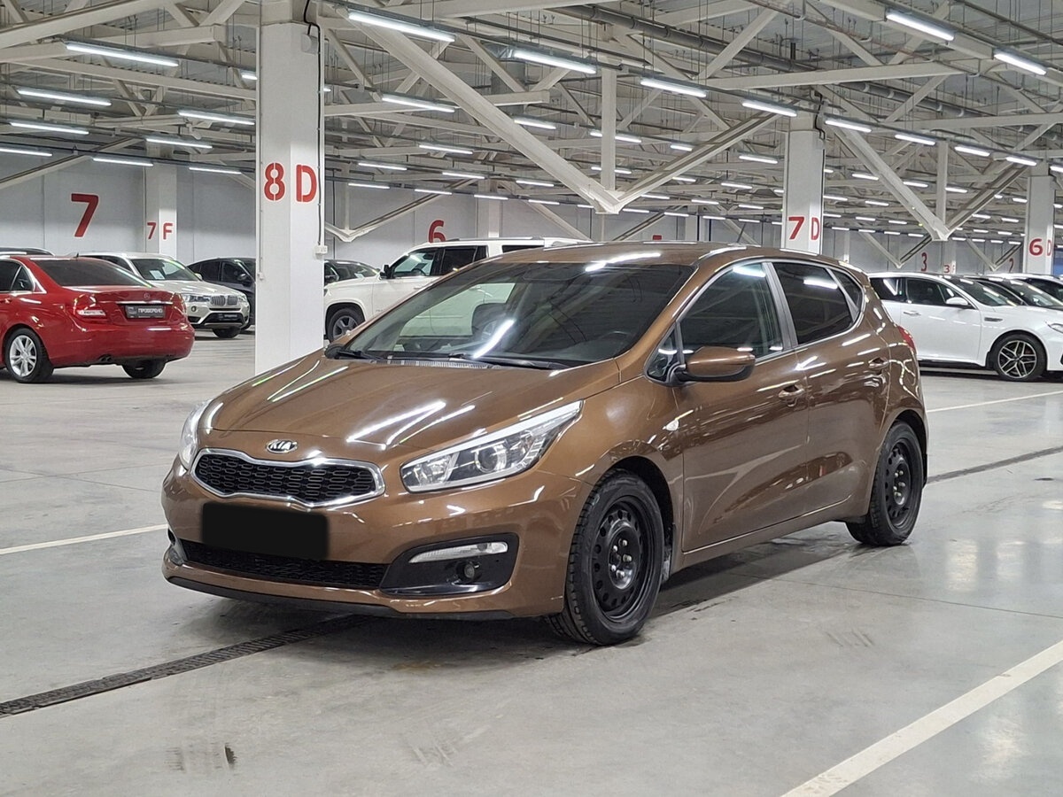 Kia Ceed с пробегом — 2015 год. Фото: #0