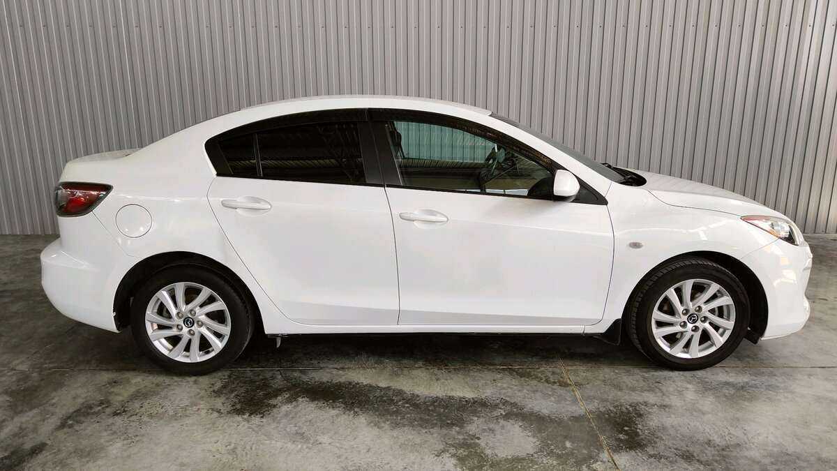 Mazda 3 с пробегом — 2012 год. Фото: #3