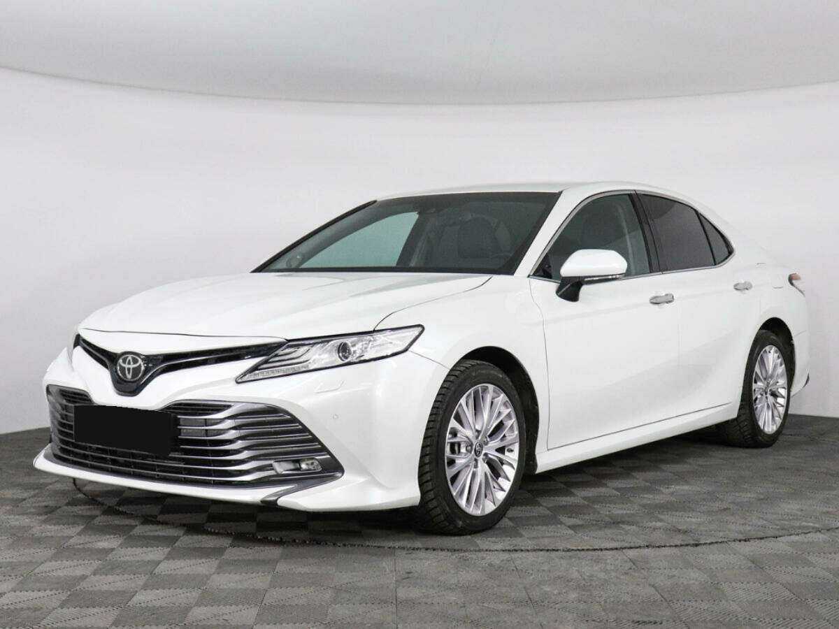 Toyota Camry с пробегом — 2020 год. Посмотреть фото