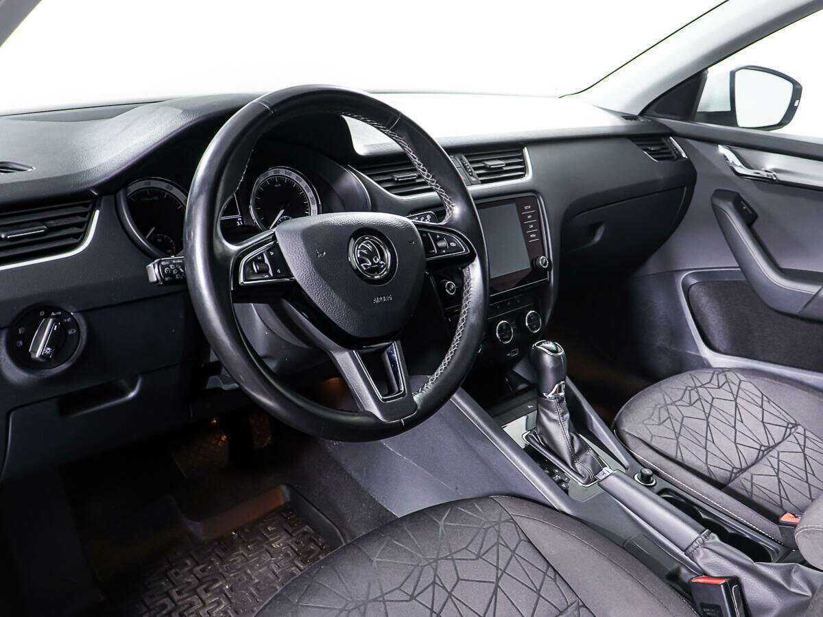 Skoda Octavia с пробегом — 2020 год. Фото: #11
