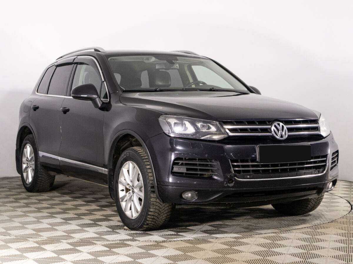 Volkswagen Touareg с пробегом — 2012 год. Фото: #2